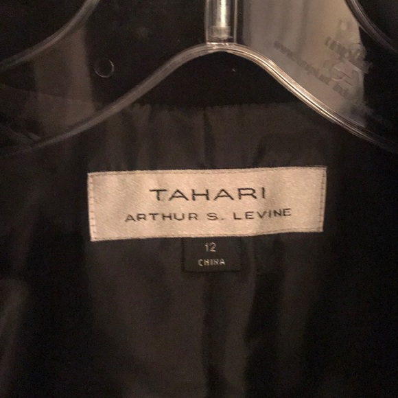 Tahari Blazer, size 12 - Picture 3 of 4